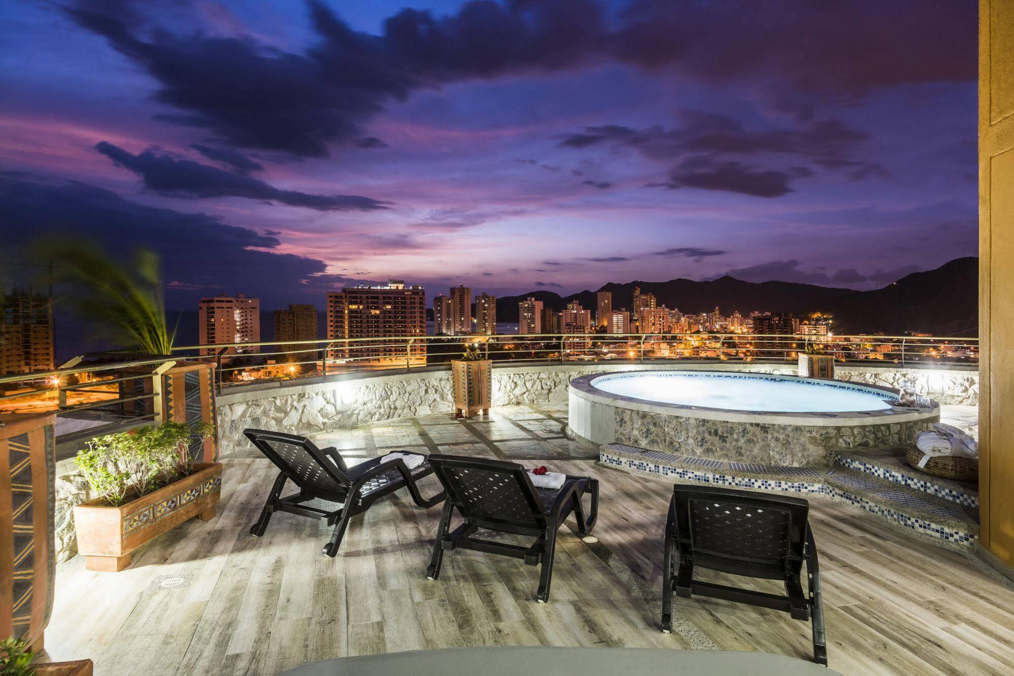 Terrazas Tayrona Travelers Apartamentos y Suites Santa Marta  Exterior foto